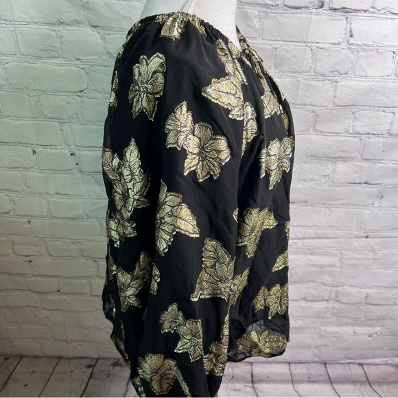 TOMMY BAHAMA Shimmering Shores Metallic Jacquard Peasant Top Large - Picture 3 of 9